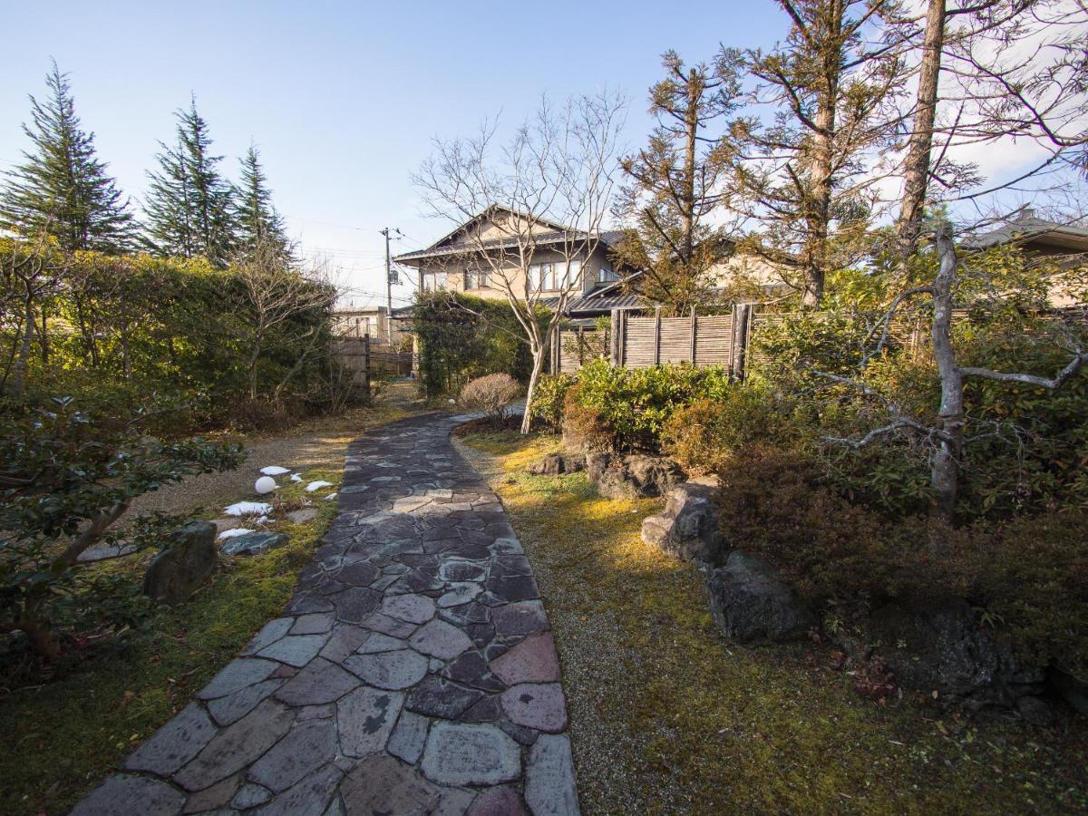 Hostal Tomiya Ryokusuian Sado-Taiken Exterior foto